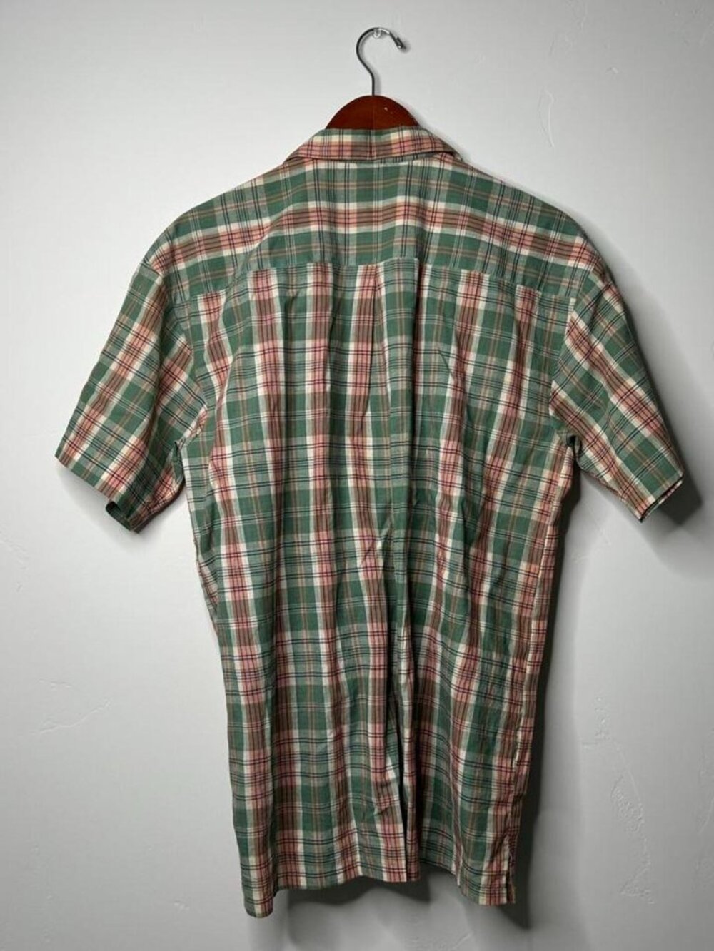 The Woolrich green and pink plaid short sleeve button up size 12 - Picture 3 of 5